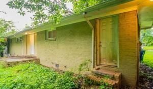 Building Photo - 3409 Hyland Dr