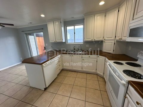 Building Photo - 1455 E 1440 S