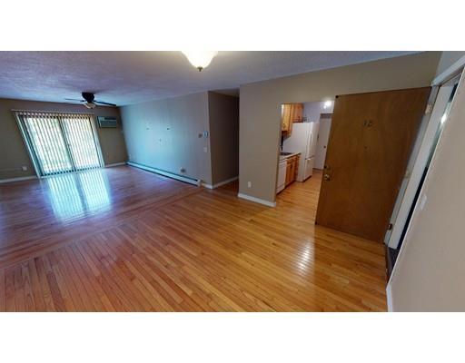 Building Photo - 13 Strawberry Bank Rd