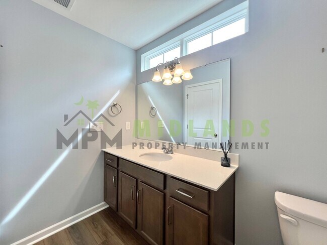 Building Photo - 333 Canary Grass Ct