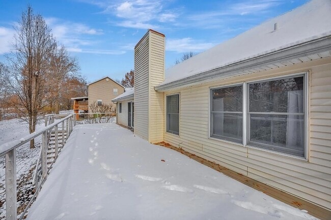 Building Photo - 20401 Matterhorn Dr