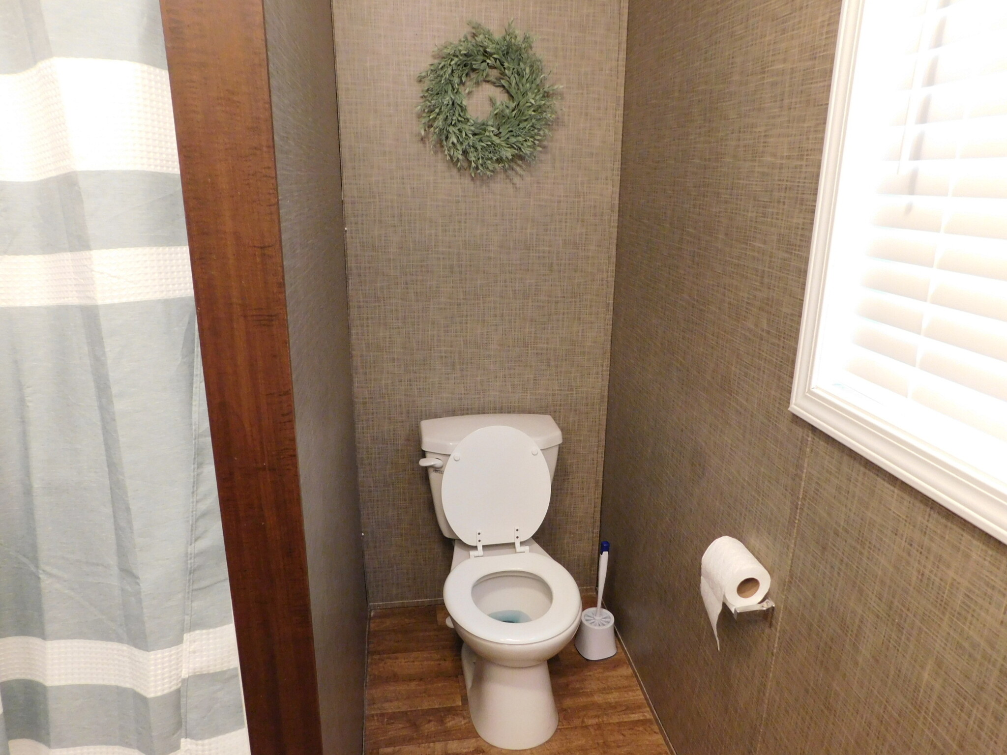 Master Bath - 112 Donald Dr
