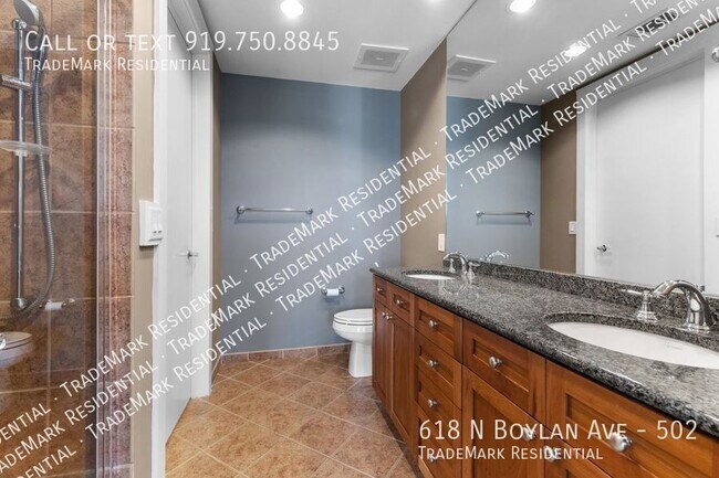 Building Photo - 618 N Boylan Ave