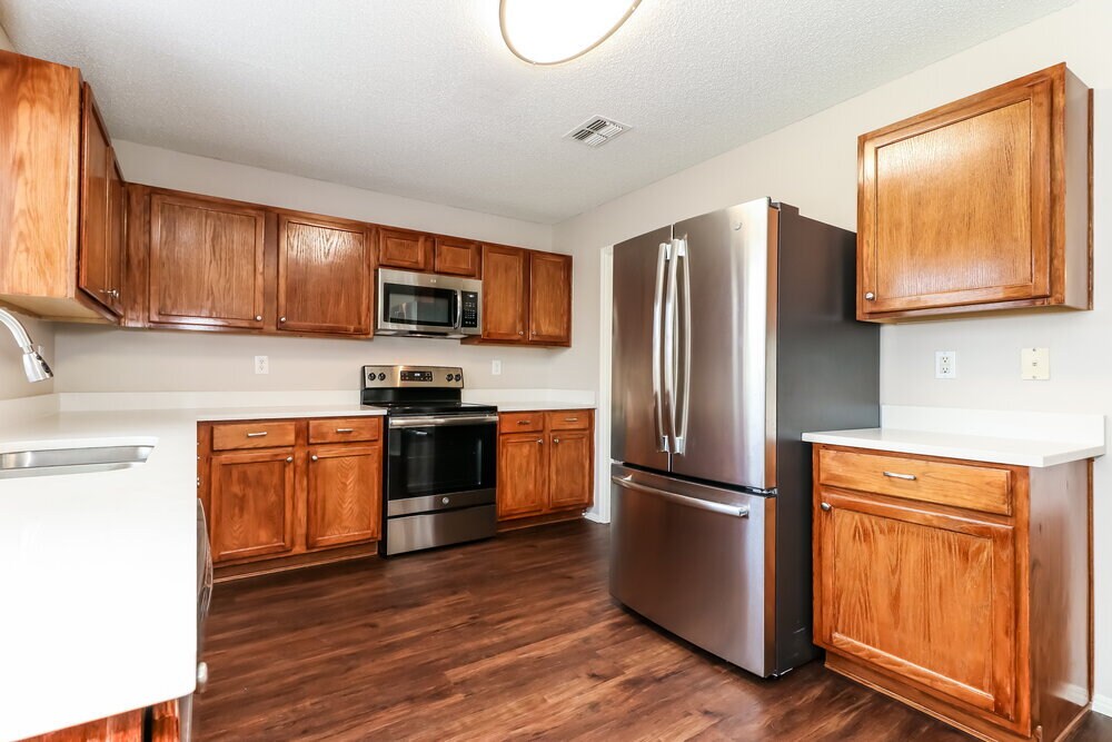 Building Photo - 8750 Gray Fox Ct