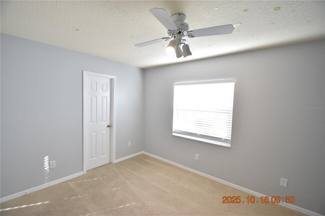Building Photo - 2712 Falling Leaves Dr