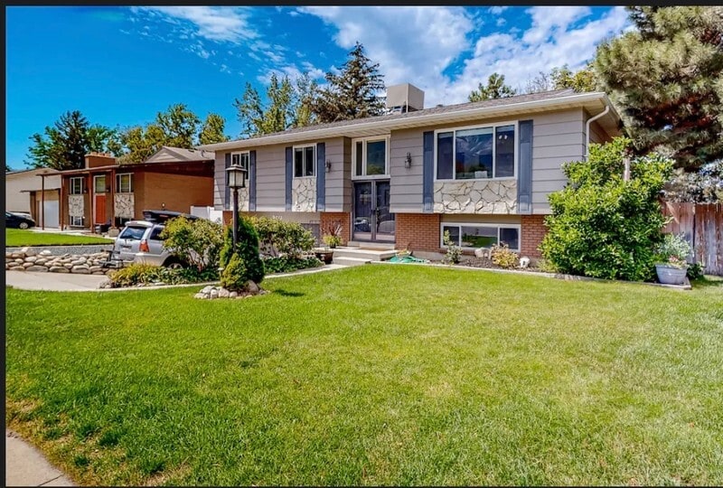 Building Photo - 9410 Quail Hollow Dr