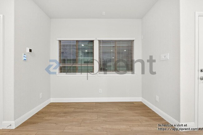 Building Photo - 212 Griffith Dr