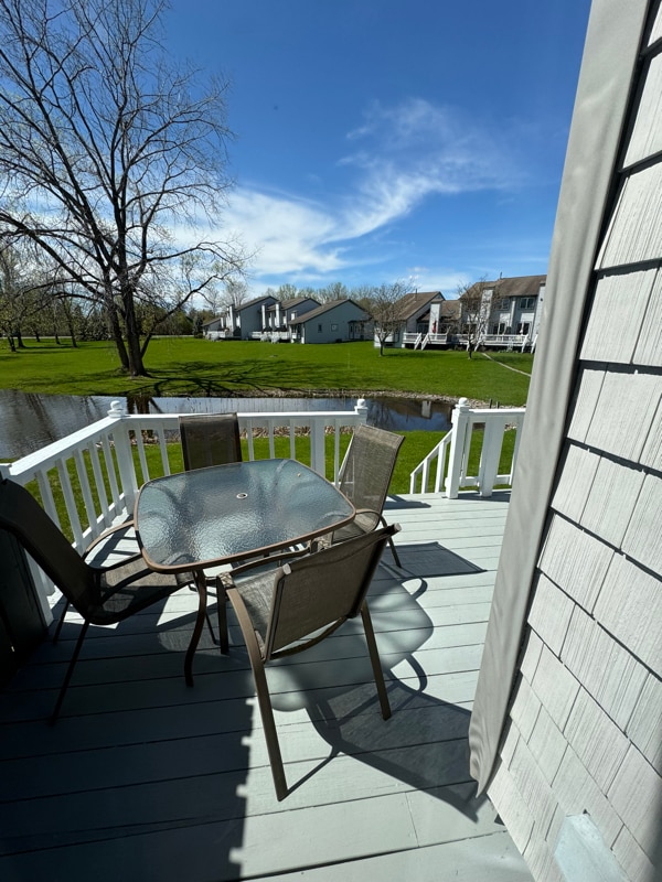 Building Photo - 73 Midlake Cir