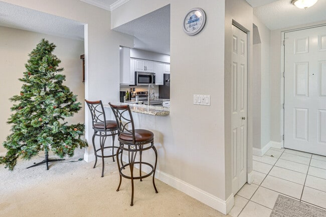 Building Photo - 4626 Harbour Village Blvd