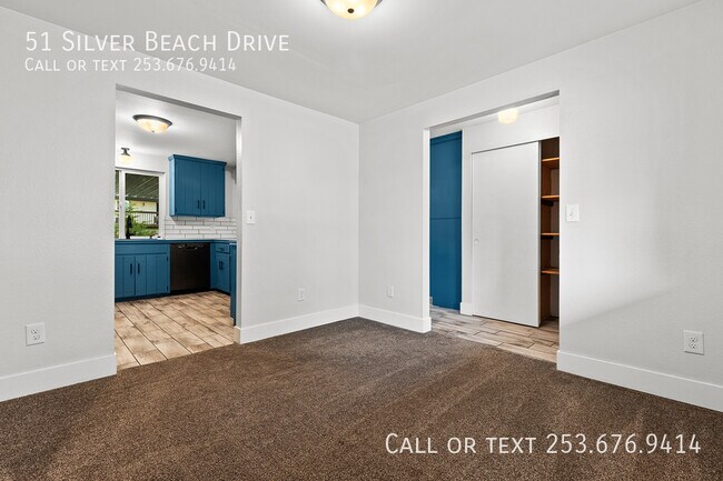 Building Photo - 51 Silver Beach Dr