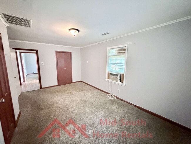 Building Photo - 1596 Pennsylvania St