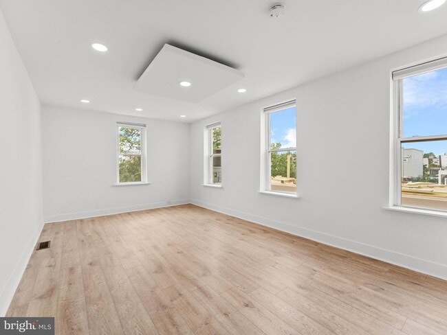 Building Photo - 1606 Wharton St