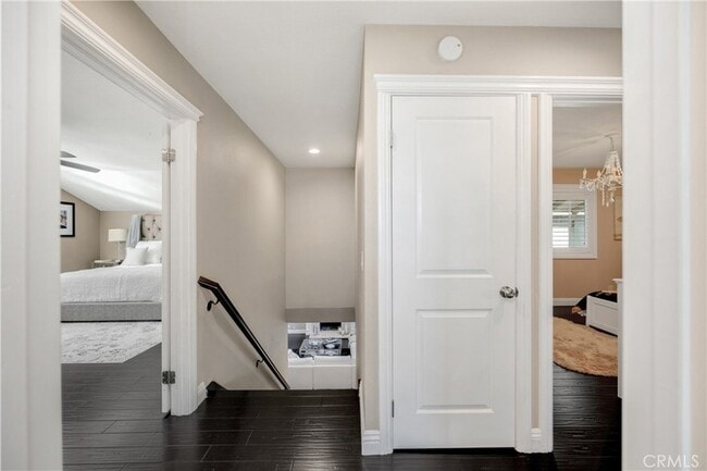 Building Photo - 1320 N Van Gogh Cir