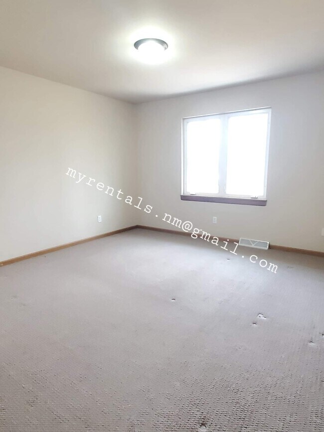 Building Photo - 8309 14th Ave