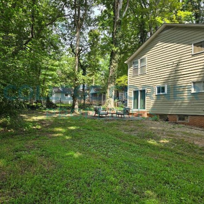 Building Photo - 139 Rosedale Cir