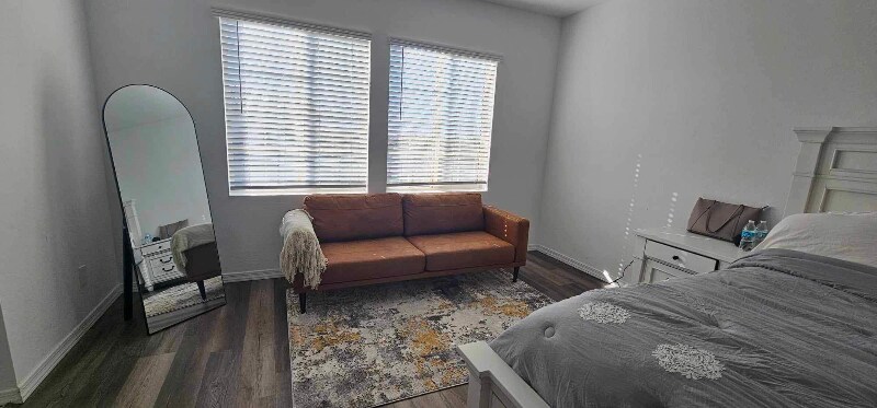 Building Photo - 4806 S 118th Ave