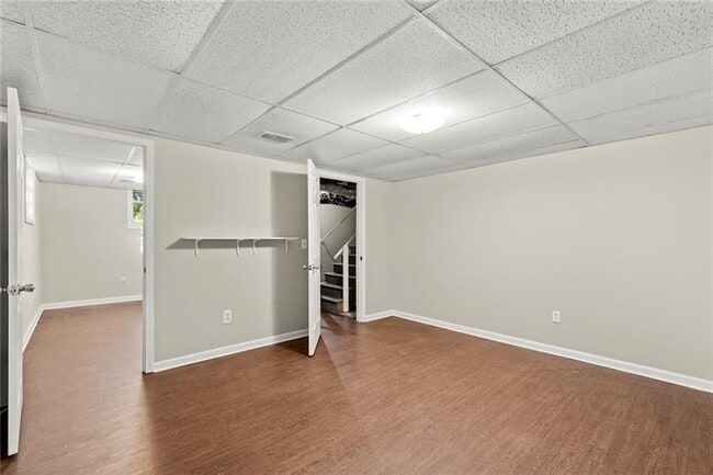 Building Photo - 410 Milton Ave