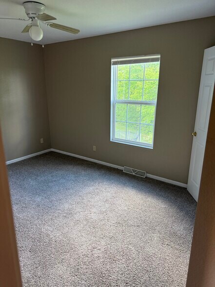 Building Photo - 406 Morgan Dr