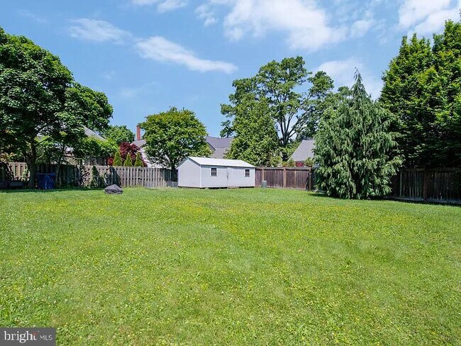 Building Photo - 706 N Cleveland St