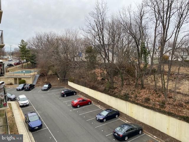 Building Photo - 5565 Columbia Pike