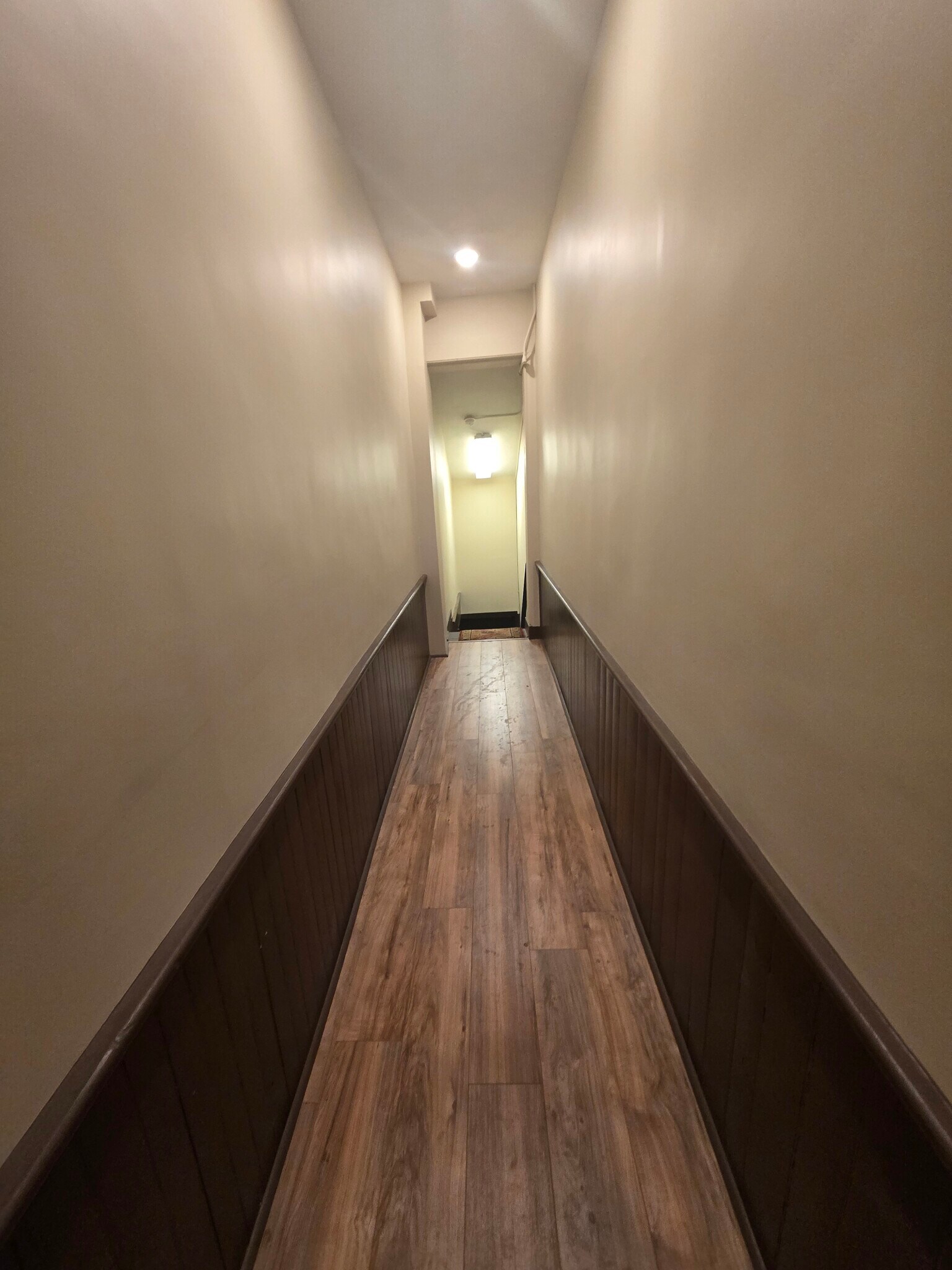 Common Area Hallway - 809A N Salina St