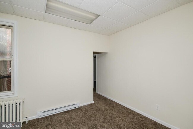 Building Photo - 2420 Greenmount Ave