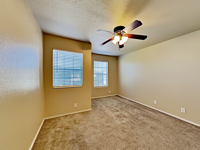 Building Photo - 11910 Ranchwell Cove