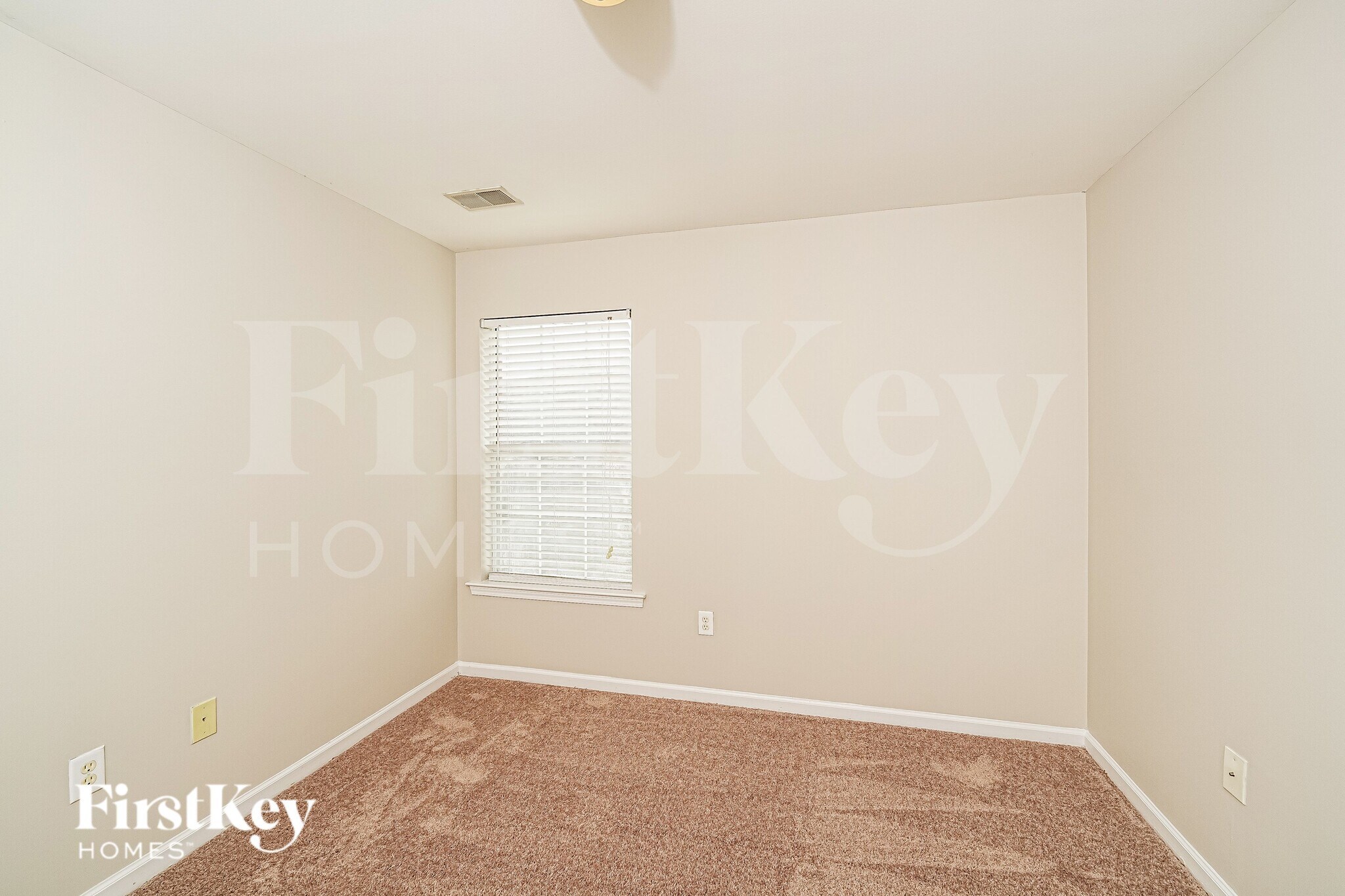 Building Photo - 1005 Daventry Way