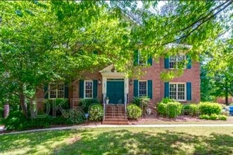 Building Photo - 637 Corbin Lake Ct