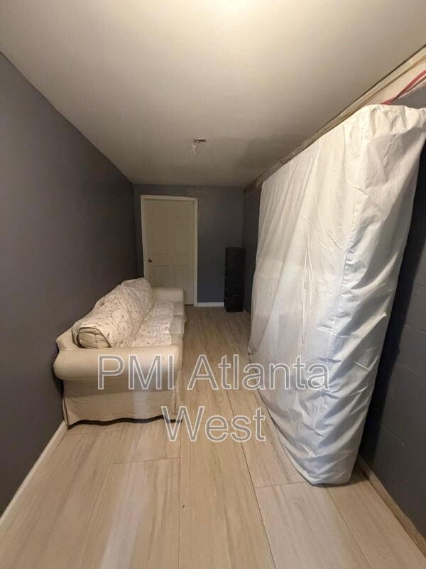 Building Photo - 1500 Avon Ave SW