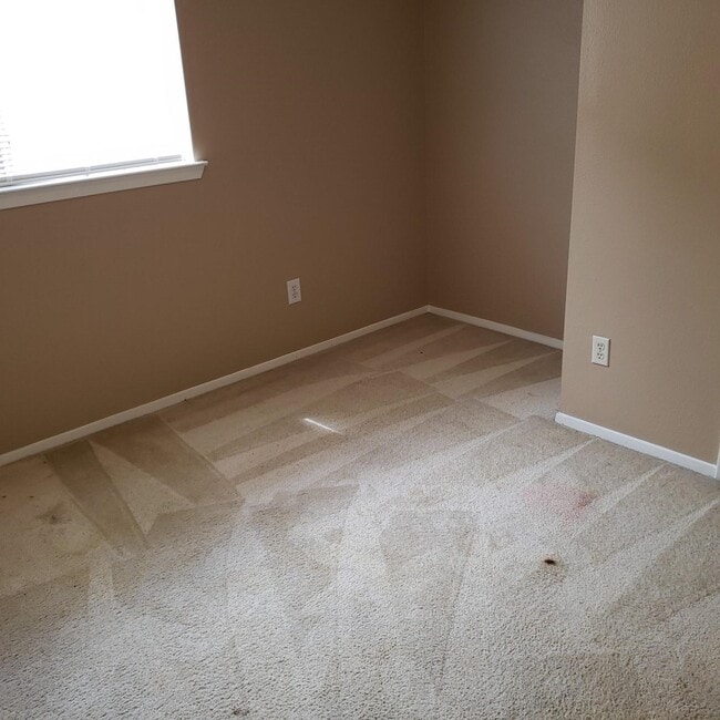 Building Photo - 1569 Nichole Woods Dr