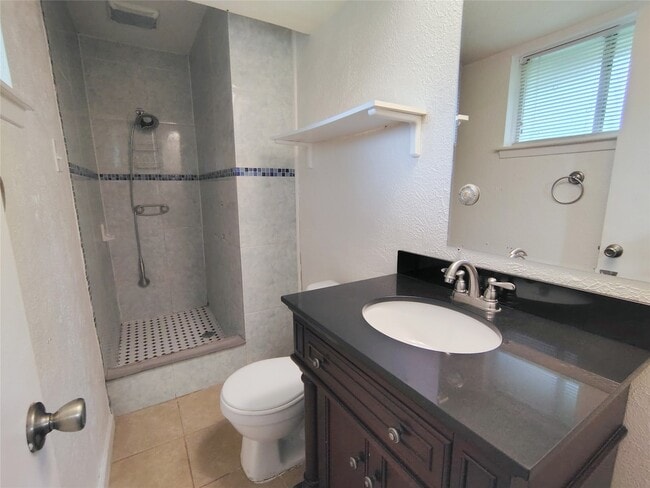 Building Photo - 11926 Rhinebeck Dr