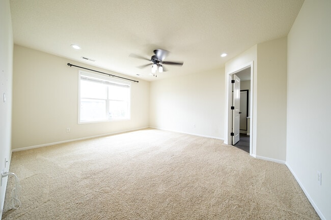 Building Photo - 9183 Lighthouse Ln