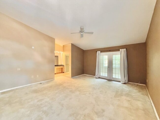 Building Photo - 14530 Alejo Ct