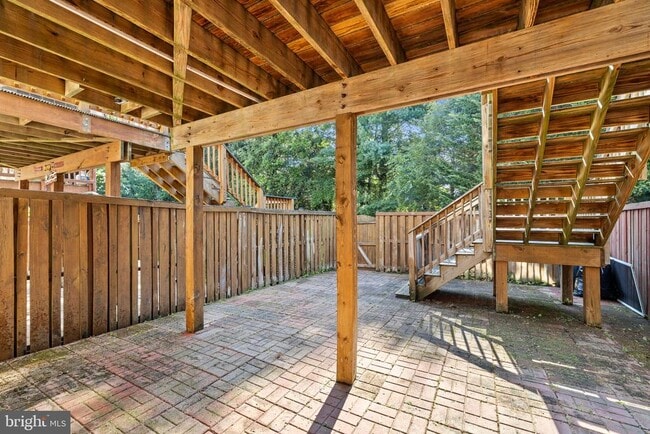 Building Photo - 574 Highland Towne Ln