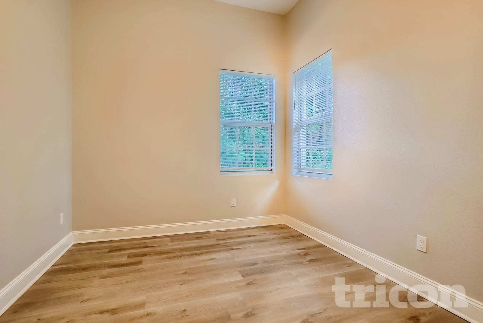 Building Photo - 1912 Carrigan Ave