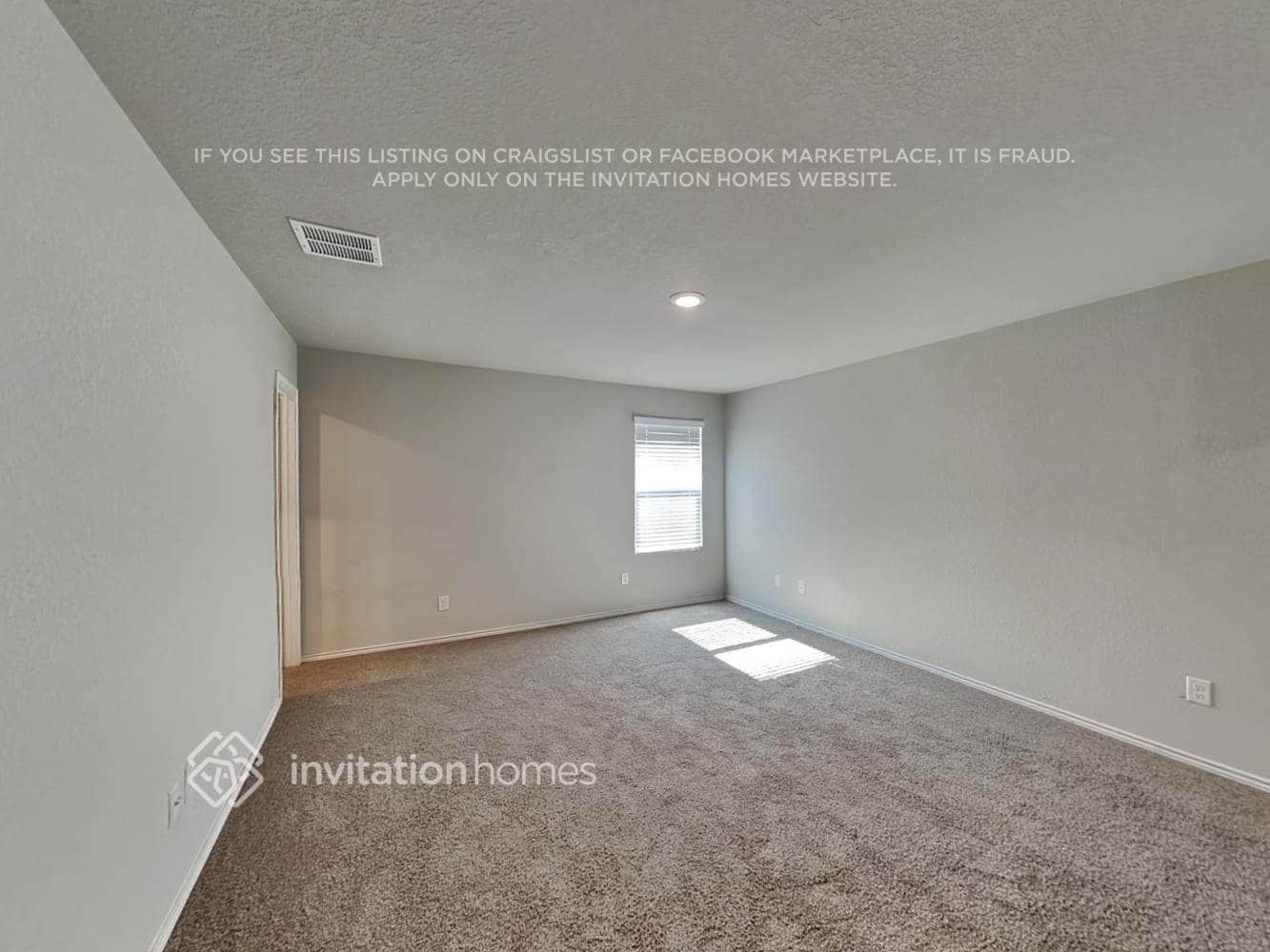 Building Photo - 7206 Avila Vis