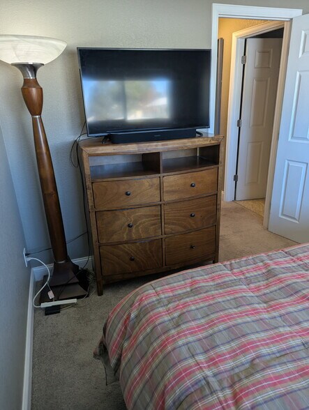 Building Photo - 14387 E Arizona Ave