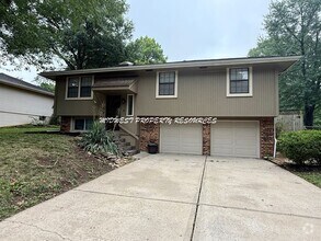 Building Photo - Newly Remodeled 3 Bed, 2.5 Bath Home with ...