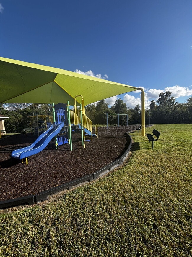 Building Photo - 16183 Old Ash Loop