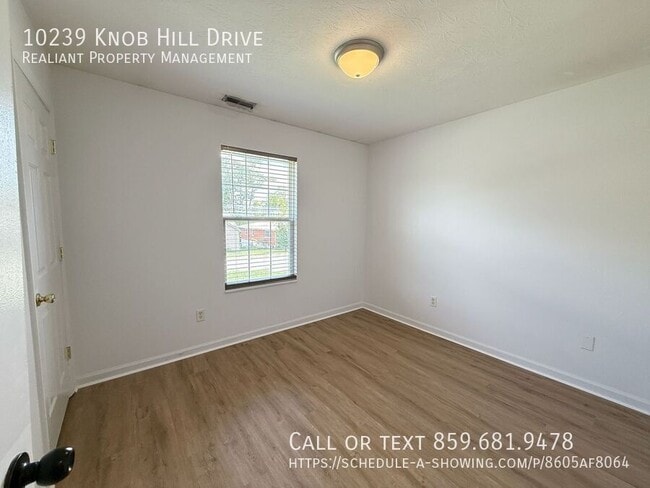 Building Photo - 10239 Knob Hill Dr