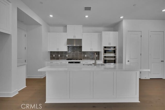 Building Photo - 164 Carmine
