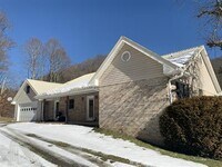 Building Photo - 664 Bear Branch Rd