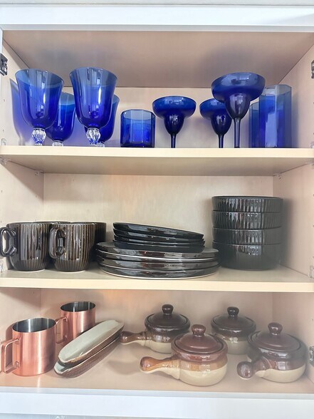 Building Photo - 1526 Edwards St