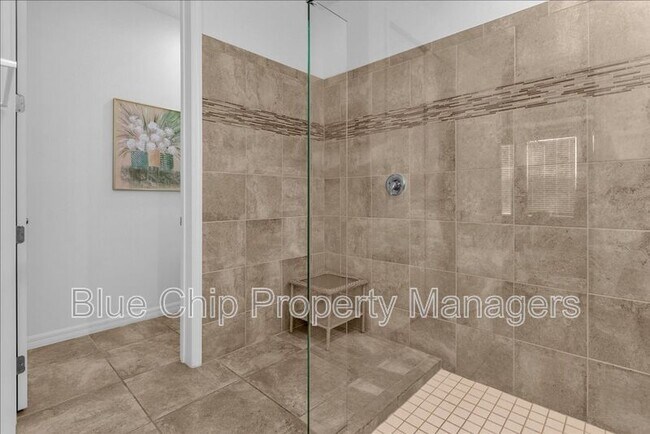 Building Photo - 8947 Amelia Downs Trail