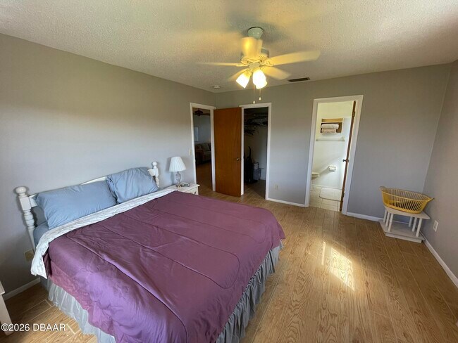 Building Photo - 1000 Egret Ct