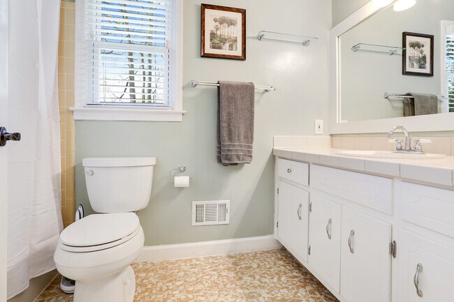 Building Photo - 6953 Ayers Ct NW