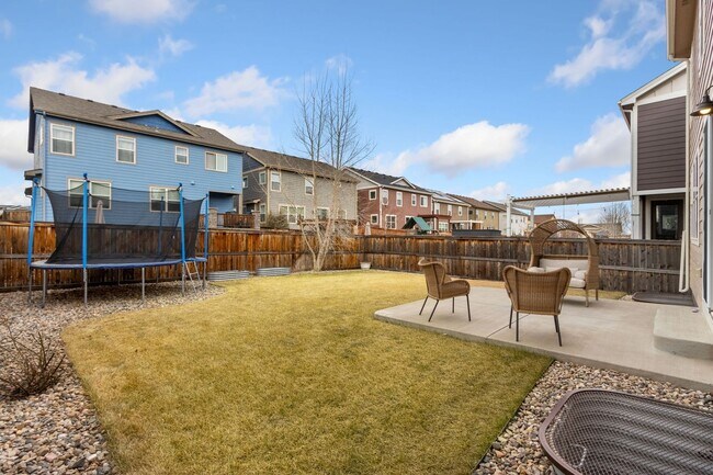 Building Photo - Beautiful 3 Bed 2.5 Bath House in NE Fort ...