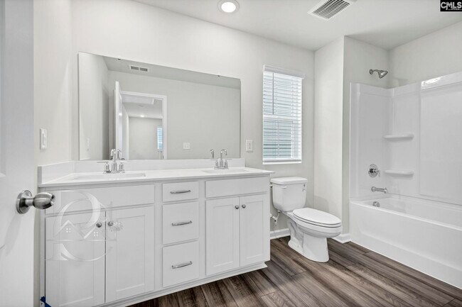 Building Photo - 519 Marcus Wy