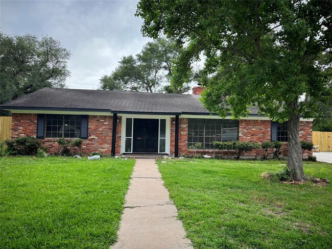 Primary Photo - 5250 Stillbrooke Dr